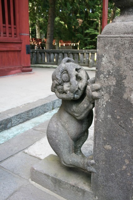 岩木山神社　登る狛犬