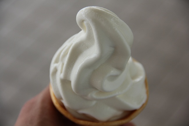白いソフトクリーム　in おがわら湖