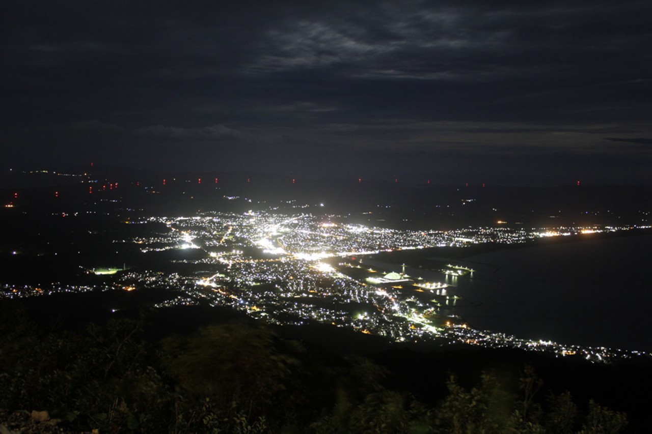 釜臥山展望台からの夜景