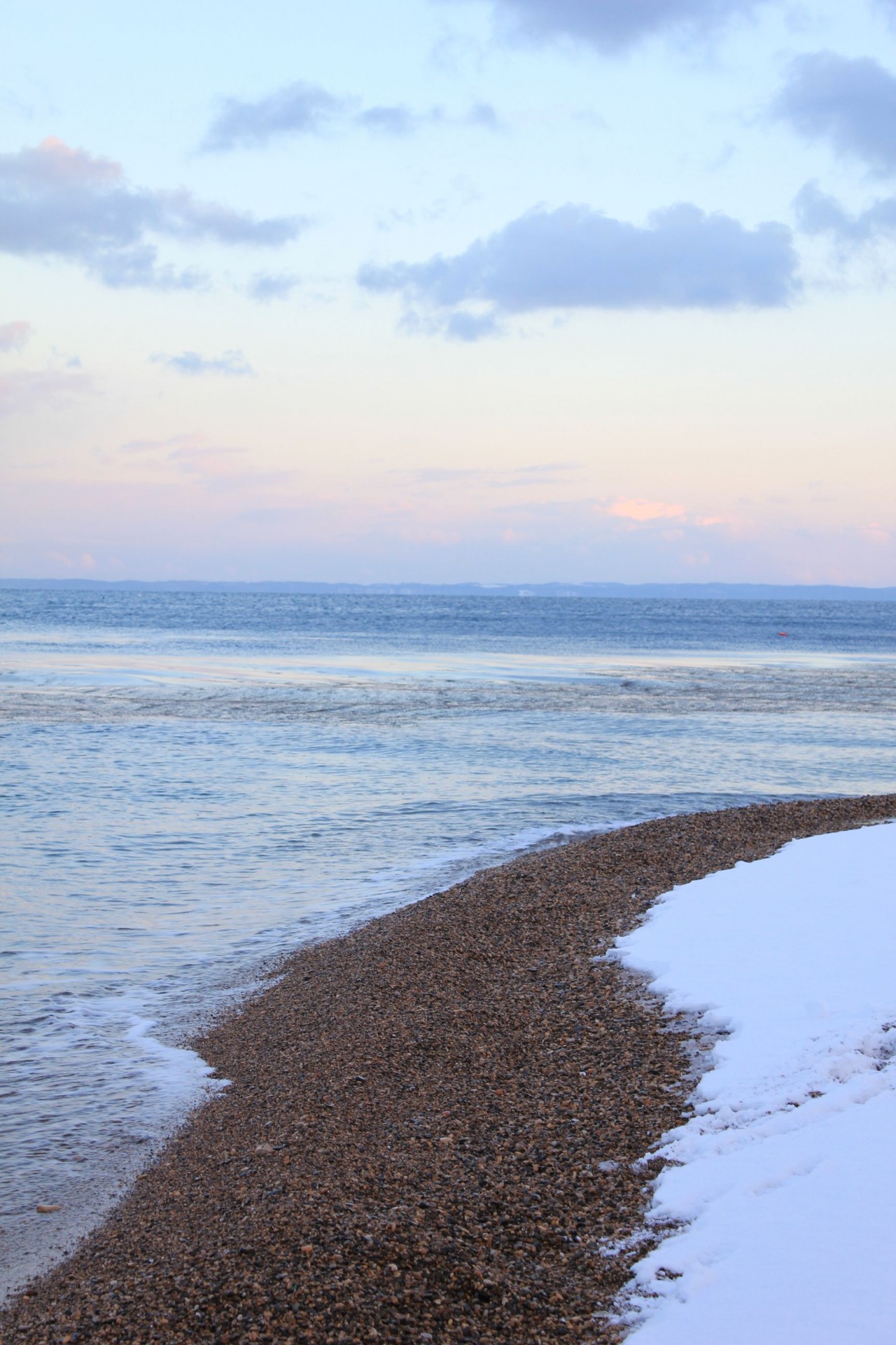 青森 風景 陸奥湾 釣り 海岸 冬 雪 波